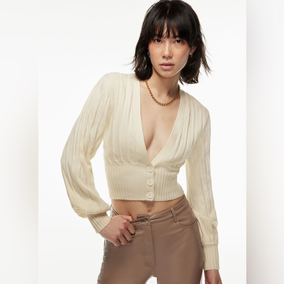 Aritzia Wilfred Thais Plunge Front Cardigan Ivory Medium cream sexy cozy sweater - Picture 1 of 13